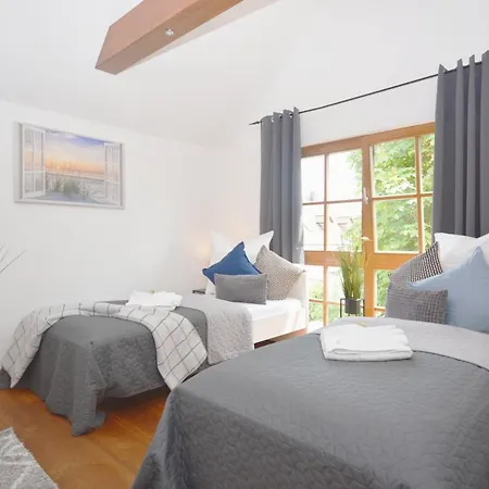 Apartment Nue12-ri In